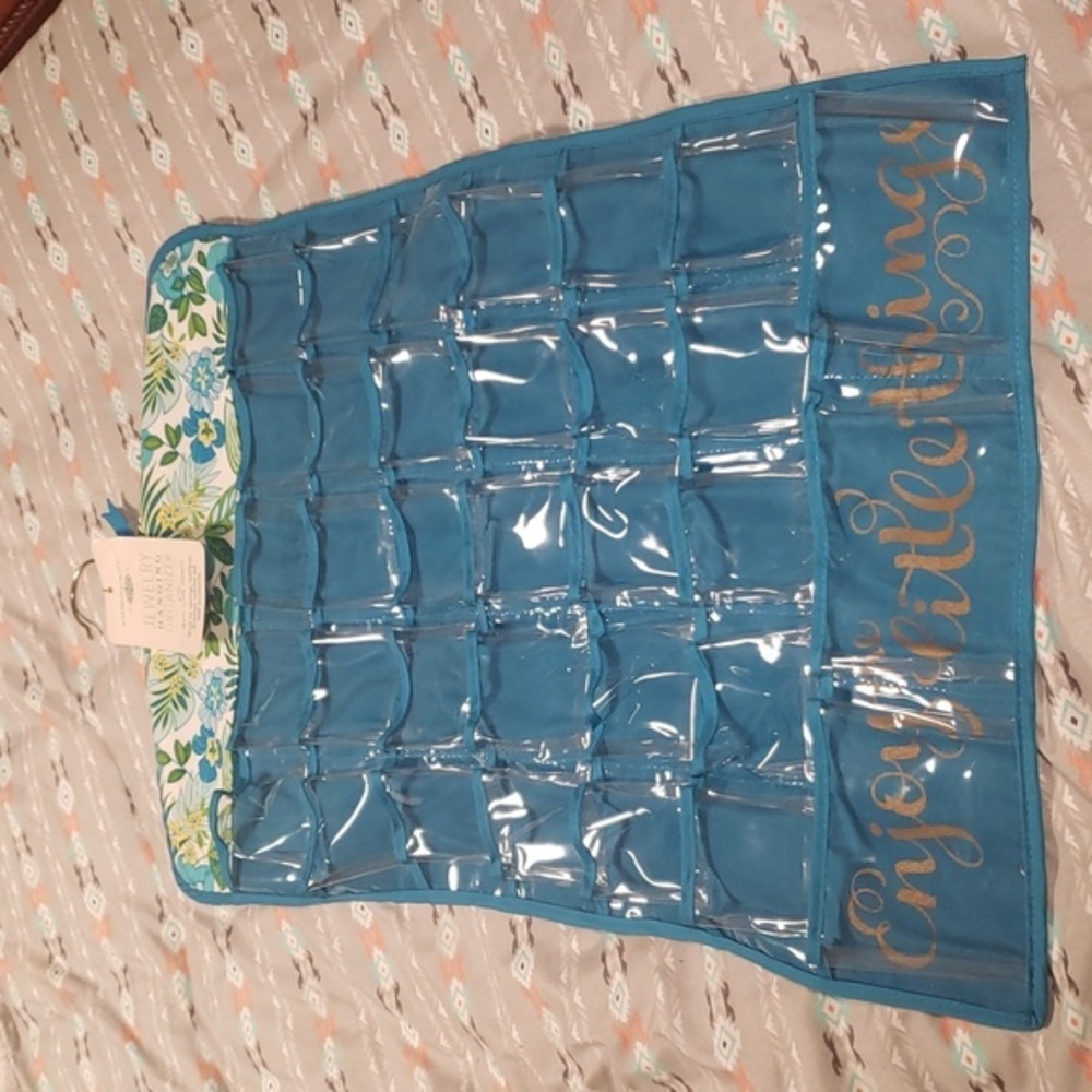 Multi-Purpose Hanging Organizer‎